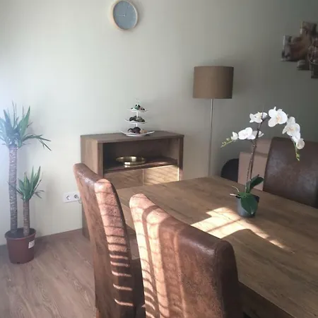 公寓 Pisztacia Apartman 埃格尔