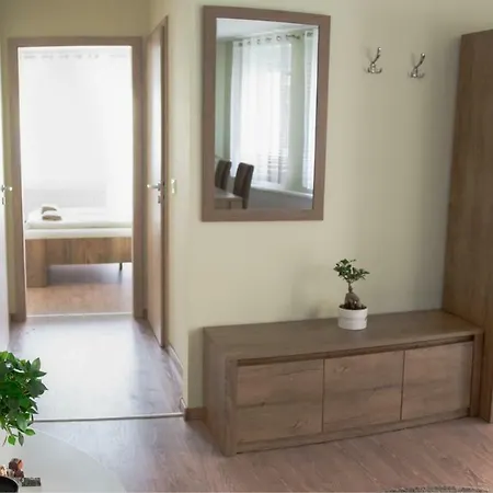 Pisztacia Apartman 公寓