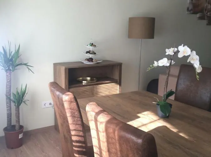 Apartment Pisztacia Apartman Erlau